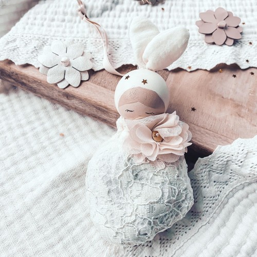 Wish keeper z lawendą LACE BUNNY Valentina The Swan