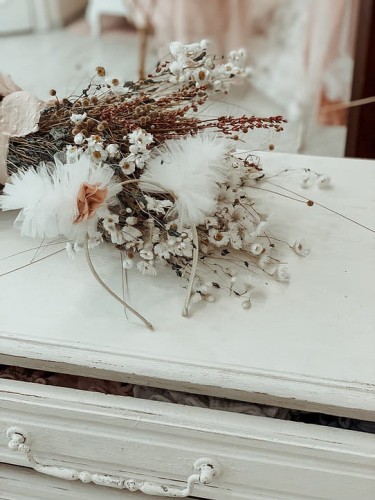 Opaska z tiulowymi uszami zająca