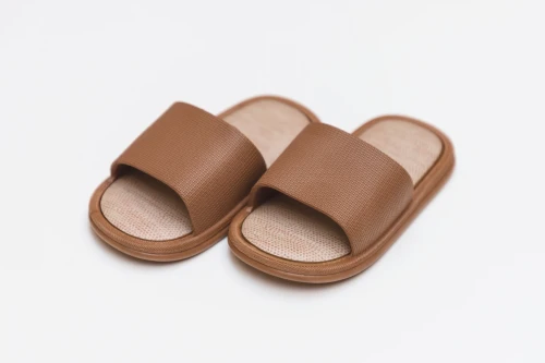 Klapki plażowe 24-30 RUSTED Mrs Ertha