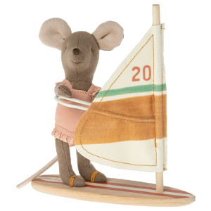Myszka LITTLE SISTER SURFER 14 CM Maileg