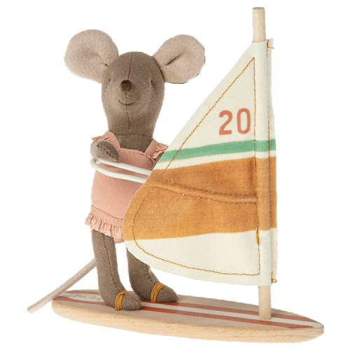 Myszka LITTLE SISTER SURFER 14 cm Maileg