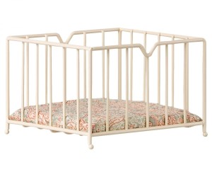 Metalowy kojec z pościelą FLORAL Maileg 