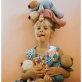 Miękka lalka DOZY DINKUM POLKA DOT Olliella