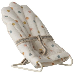 Leżaczek dla myszek 8 cm BABYSITTER MY DOTS Maileg 