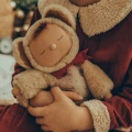 Przytulanka CHRISTMAS TEDDY CRUMBLE Olliella