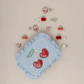187008-10 Zestaw spinek SCALLOPED FRAMED CHERRIES