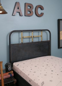 Prześcieradło 70 x 140 cm PEACH STARS IN THE GALAXY