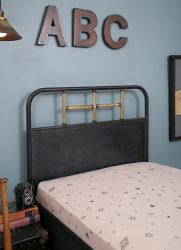 Fitted Sheet 70 x 140 cm PEACH STARS IN THE GALAXY Ndoto